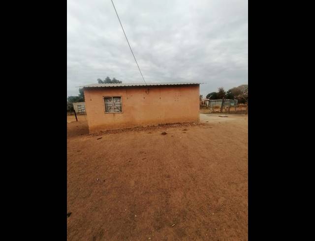 1 BEDROOM HOUSE FOR SALE IN RAMOTSE